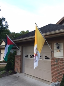 Vatican flag and Palestinian flag 01
